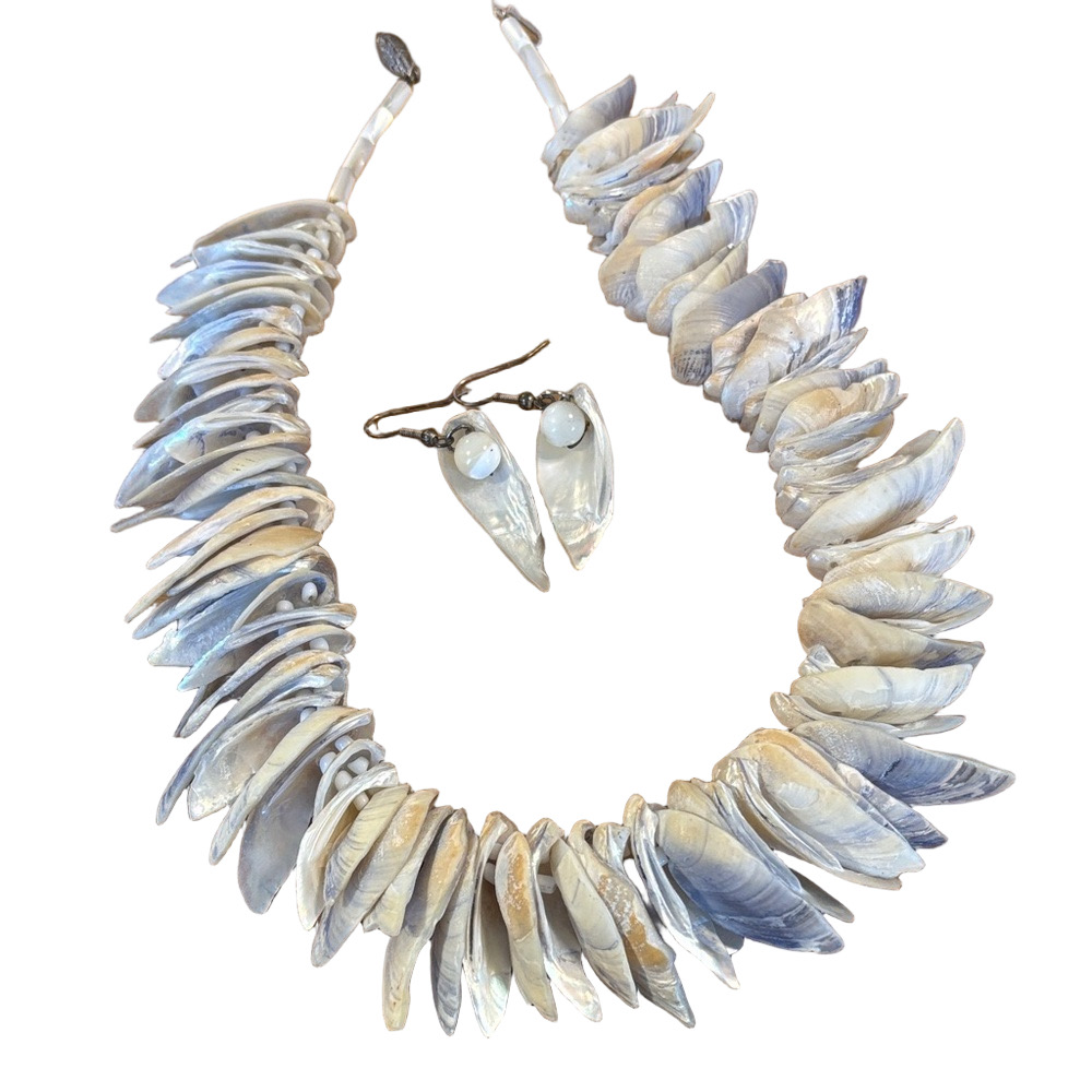 Retro Statement Shell Necklace & Earring Set – Beach Chic